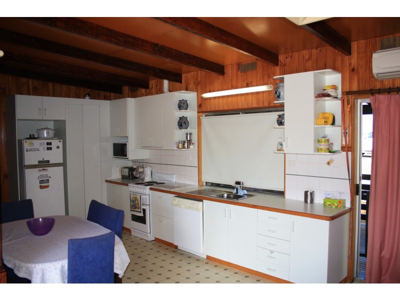 23 Dawn Crescent, Bonnie Doon VIC 3720