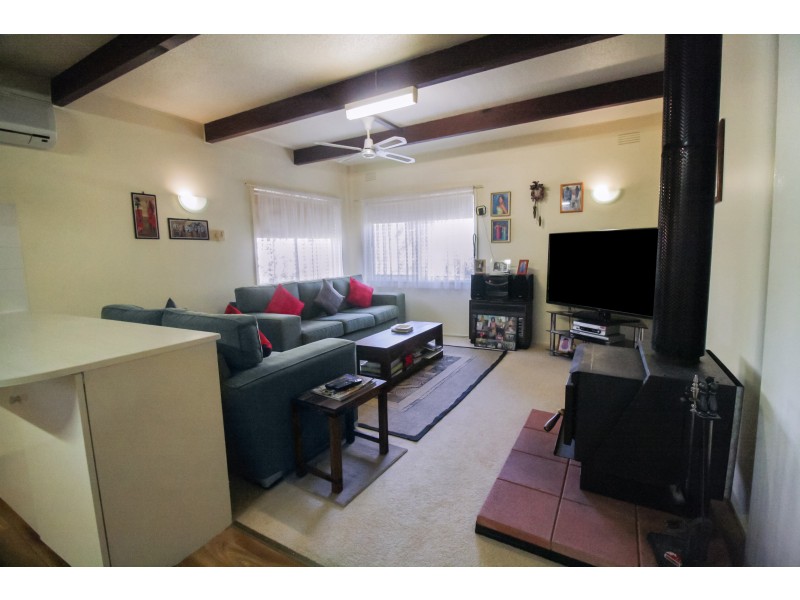 2 Young Street, Bonnie Doon VIC 3720