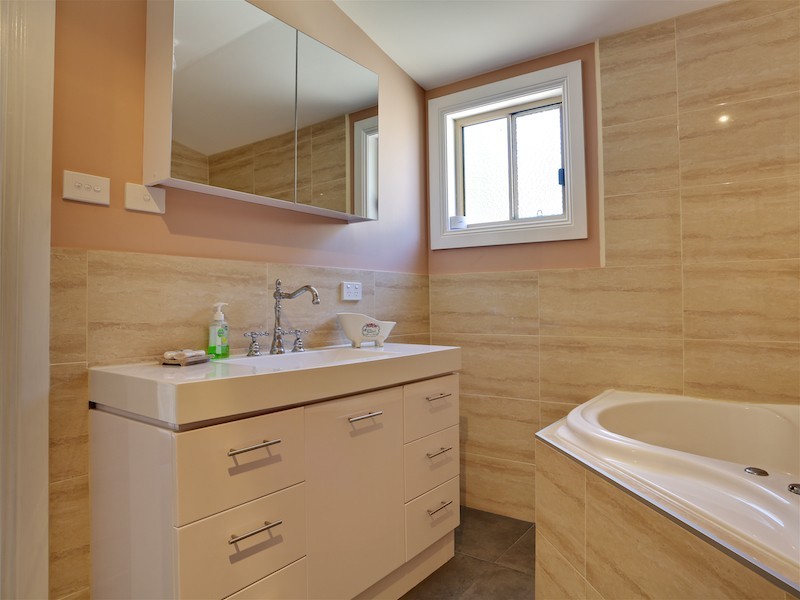 3 Doon Court, Bonnie Doon VIC 3720