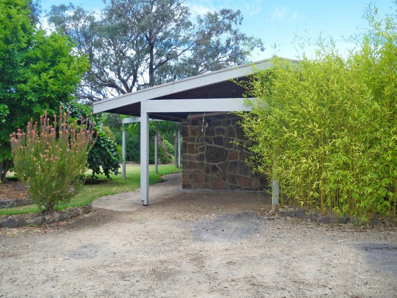 66 Highton Lane, Mansfield VIC 3722
