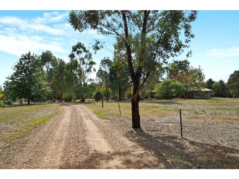 66 Highton Lane, Mansfield VIC 3722