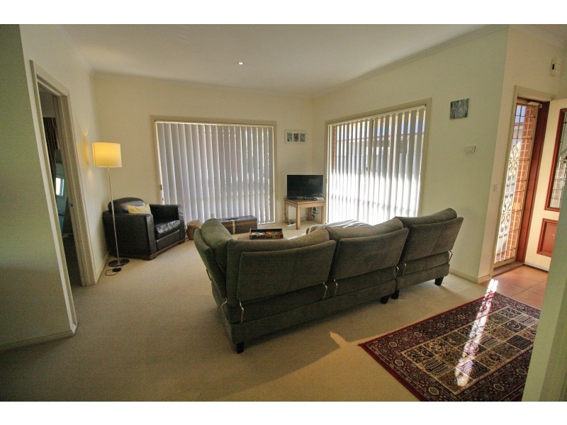 2/38 Ailsa Street, Mansfield VIC 3722