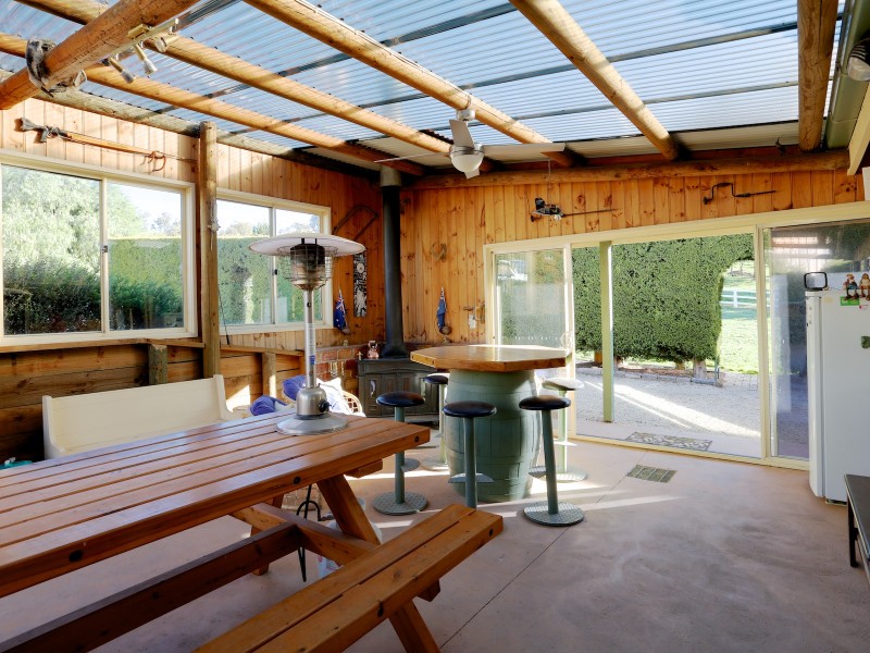 LAURA LODGE 1564 Maroondah Hwy, Bonnie Doon VIC 3720