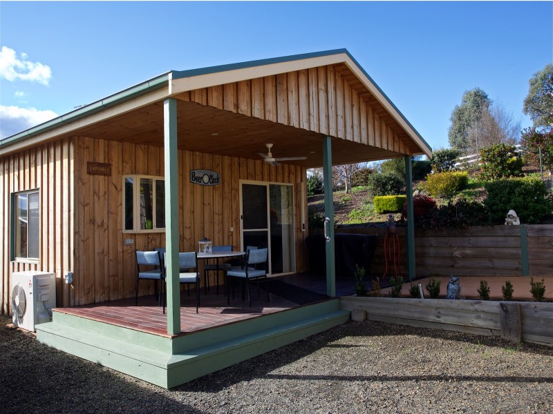 LAURA LODGE 1564 Maroondah Hwy, Bonnie Doon VIC 3720