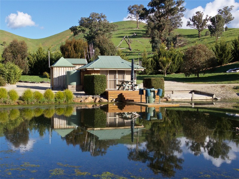 LAURA LODGE 1564 Maroondah Hwy, Bonnie Doon VIC 3720