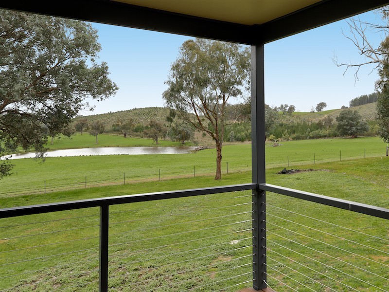 31 Bankers Rise, Mountain Bay VIC 3723