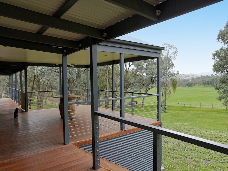 31 Bankers Rise, Mountain Bay VIC 3723