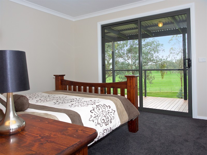 31 Bankers Rise, Mountain Bay VIC 3723