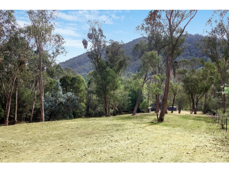 549 Howqua River Road, Howqua VIC 3723