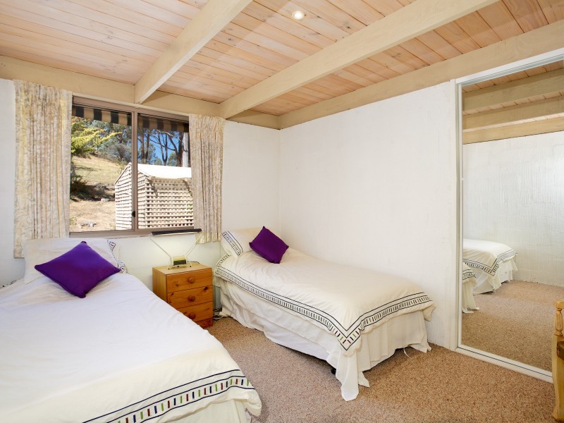 5 Hollams Road, Mansfield VIC 3722