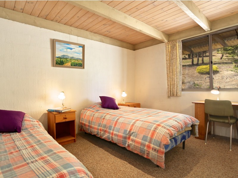 5 Hollams Road, Mansfield VIC 3722