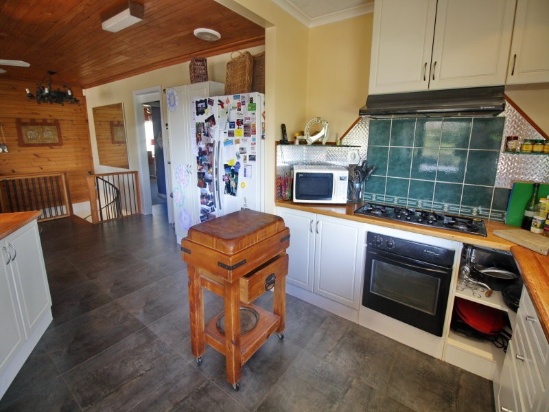 7 Redfern Court, Bonnie Doon VIC 3720