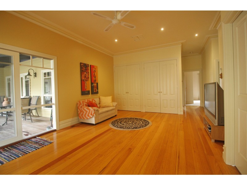 Mansfield VIC 3722