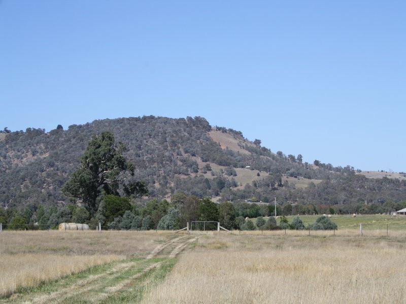 90 Mansfield-Woods Point Road, Mansfield VIC 3722