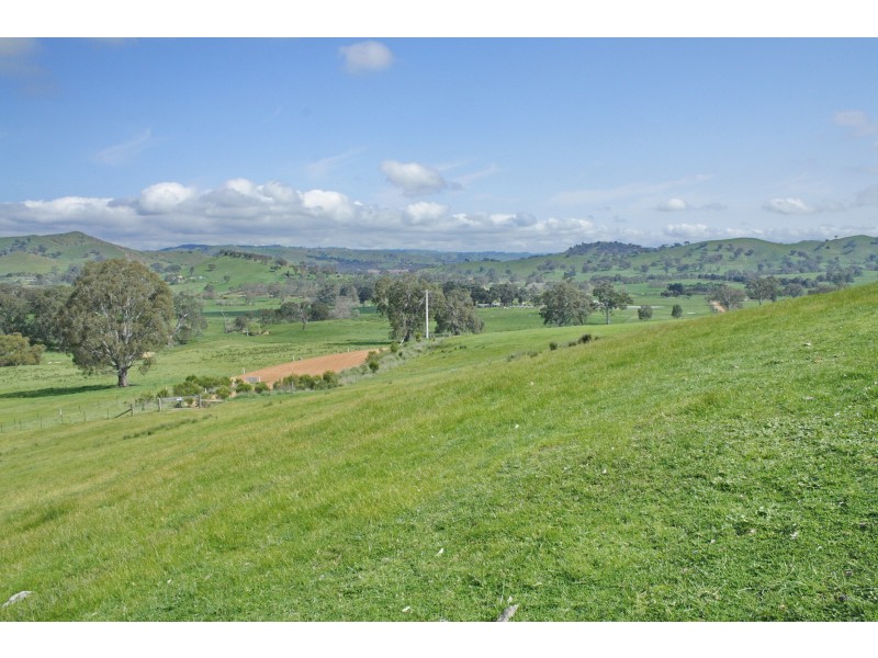 18 Nix Ln, Bonnie Doon VIC 3720