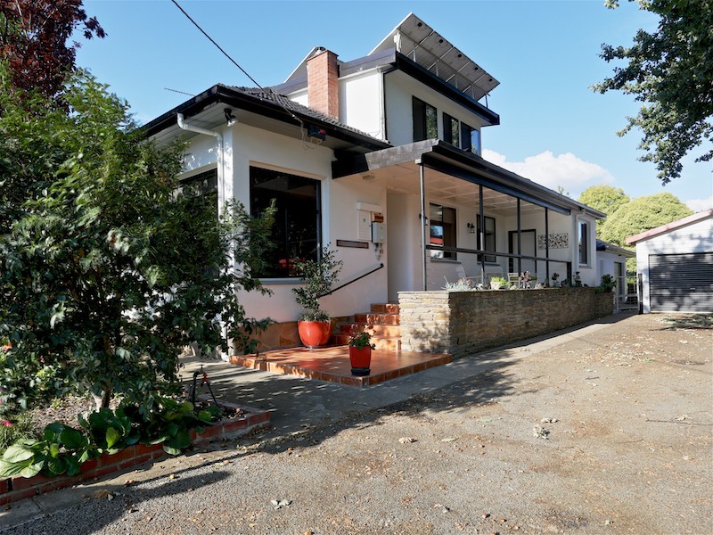 10 Adams Street, Mansfield VIC 3722