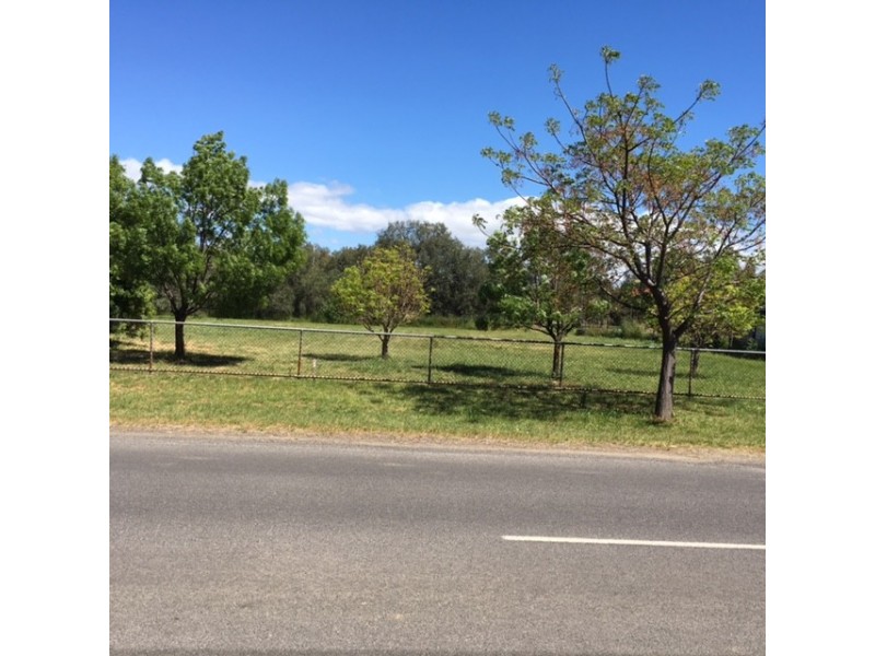 3 and 4 Queen Street, Avenel VIC 3664