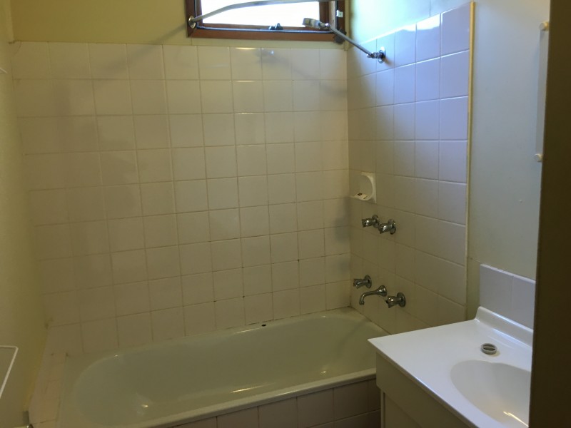 - Sawpit Gully Road (Bridge Creek), Mansfield VIC 3722