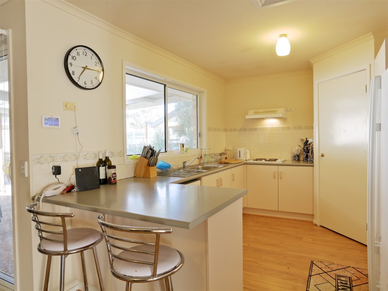 4 Chanro Court, Bonnie Doon VIC 3720