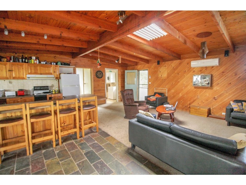3395 Mansfield-Woods Point Rd, Jamieson VIC 3723