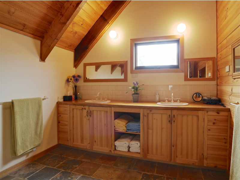 21 Doon Court, Bonnie Doon VIC 3720