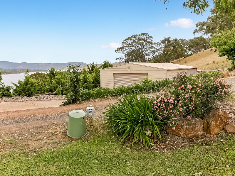 292 Ford Drive, Mansfield VIC 3722