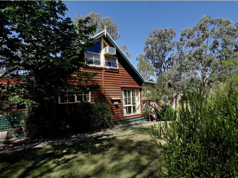 149 Kiernans Road, Bonnie Doon VIC 3720