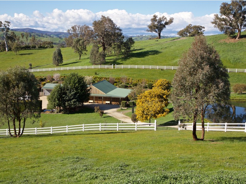 1564 Maroondah Hwy, Bonnie Doon VIC 3720