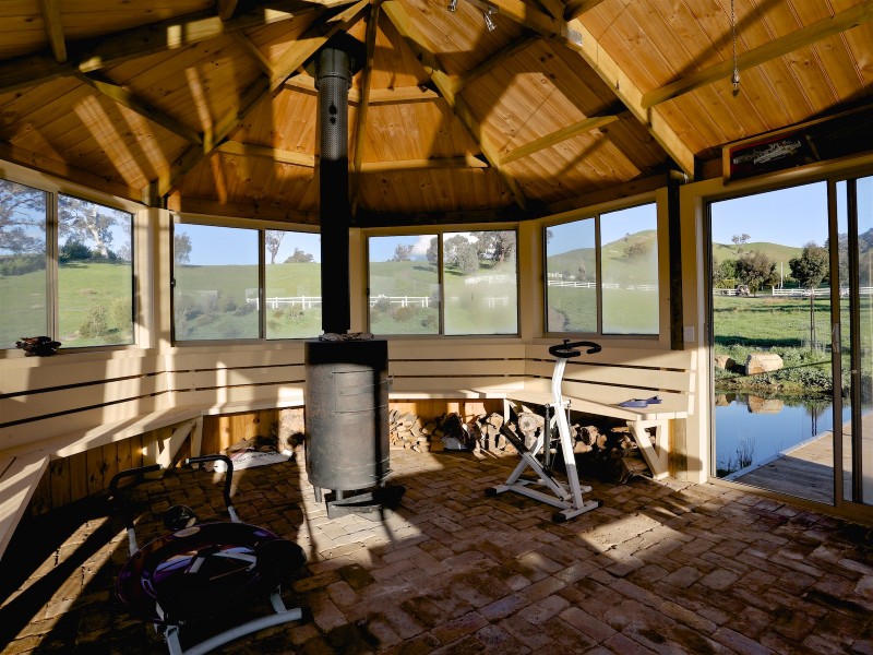 1564 Maroondah Hwy, Bonnie Doon VIC 3720