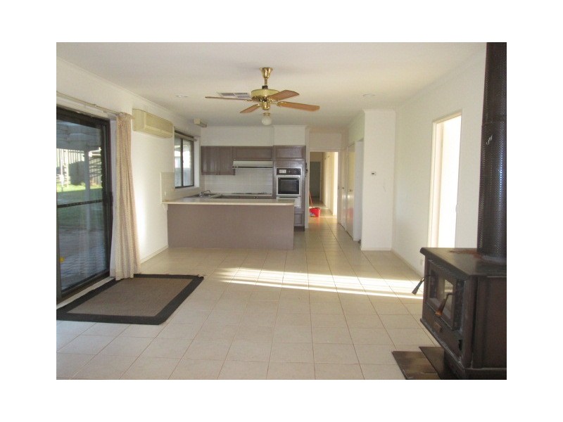 35 Monkey Gully Road, Mansfield VIC 3722