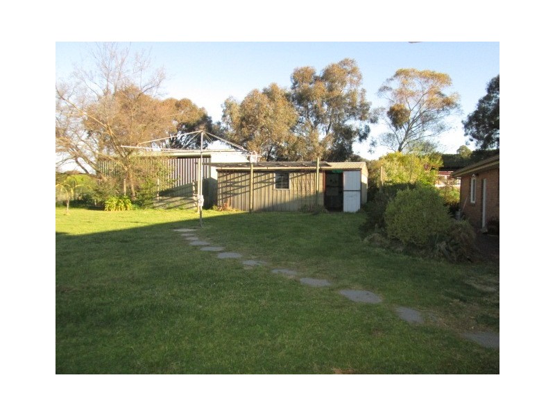 35 Monkey Gully Road, Mansfield VIC 3722
