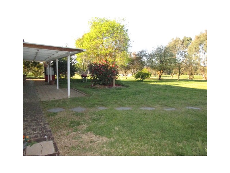 35 Monkey Gully Road, Mansfield VIC 3722