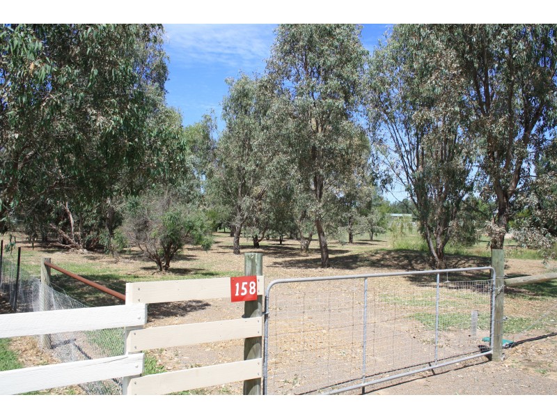 158 Malcolm Street, Mansfield VIC 3722