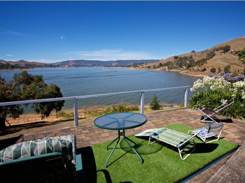 38 Dawn Crescent, Bonnie Doon VIC 3720