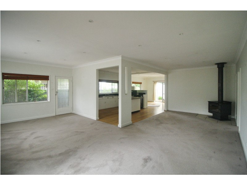 1 Cricket Street, Mansfield VIC 3722