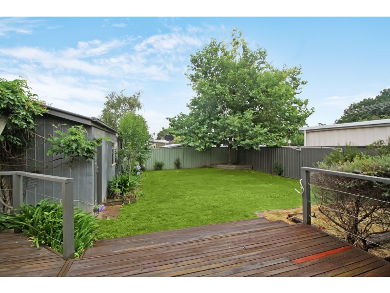 1 Cricket Street, Mansfield VIC 3722