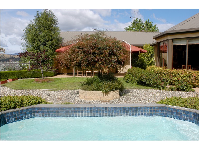 1425 Mansfield-Woods Point Rd, Mansfield VIC 3722