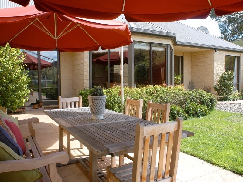 1425 Mansfield-Woods Point Rd, Mansfield VIC 3722