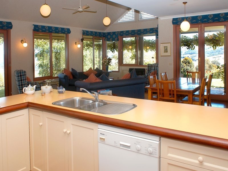 1425 Mansfield-Woods Point Rd, Mansfield VIC 3722