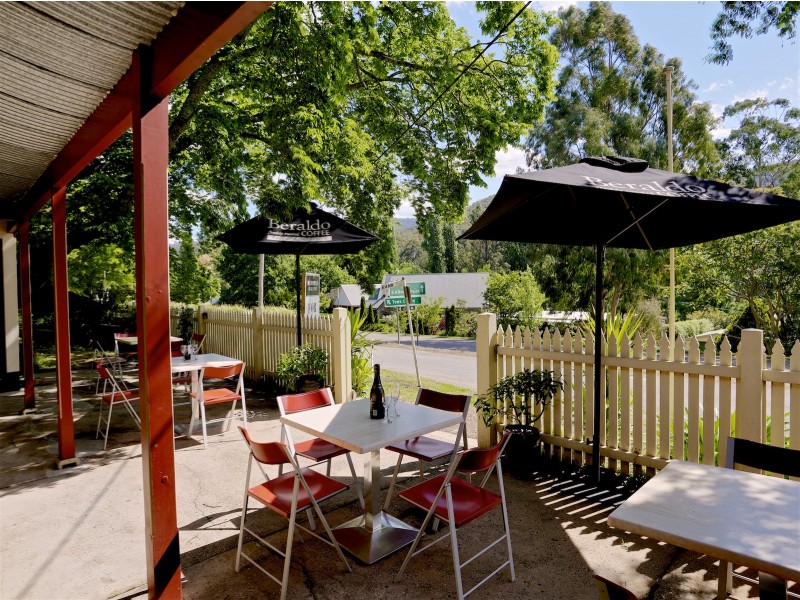 39 Bank St, Jamieson VIC 3723