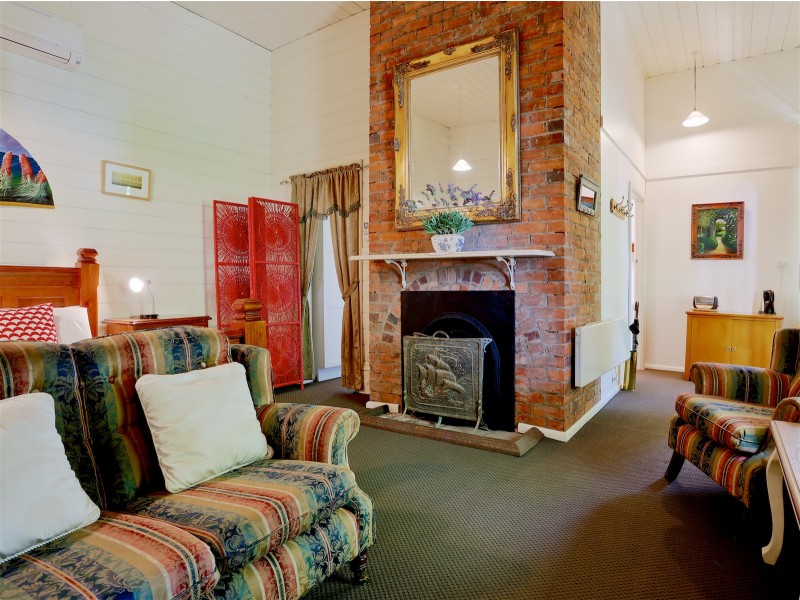 39 Bank St, Jamieson VIC 3723