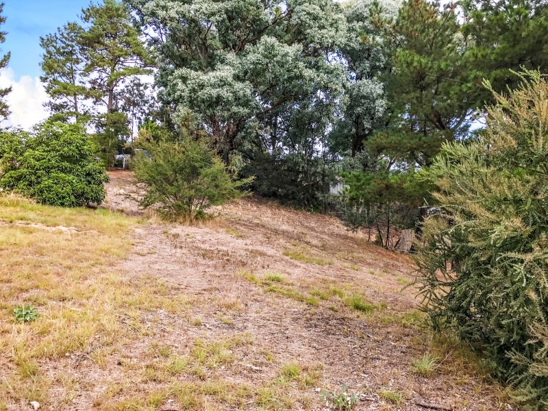 8 Song Bird Way, Goughs Bay VIC 3723