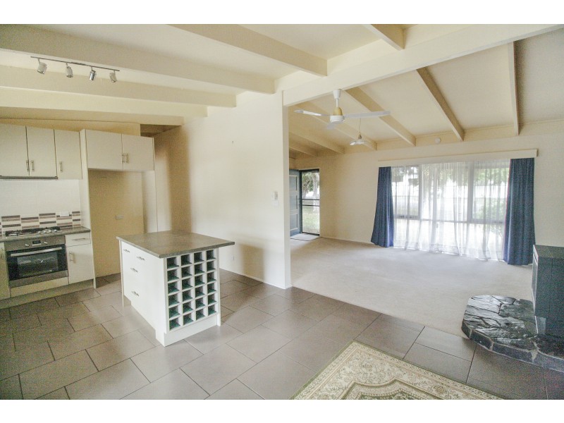 6 Young Street, Bonnie Doon, Mansfield VIC 3722