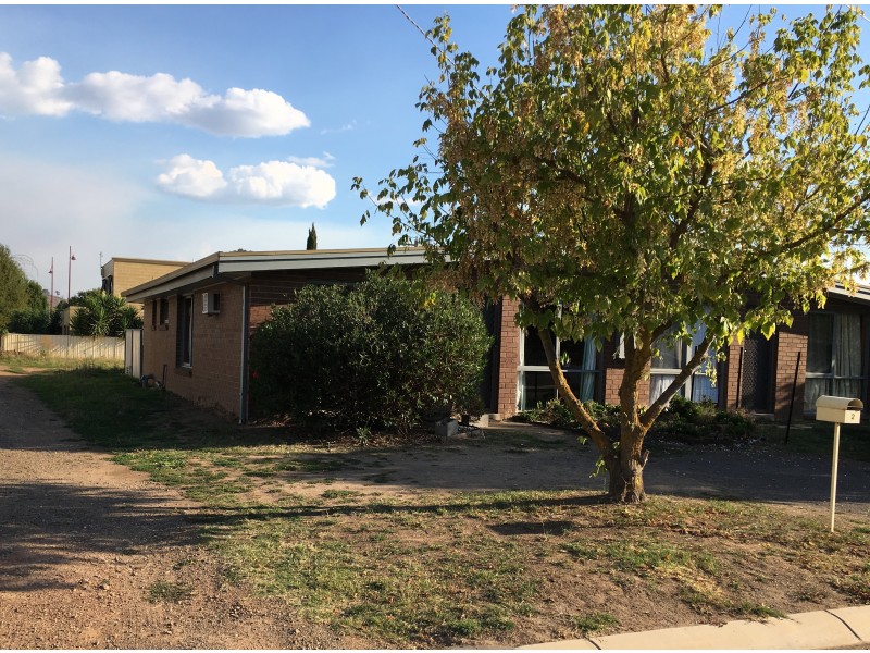 2/22 Early Street, Mansfield VIC 3722