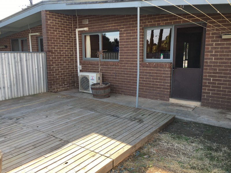 2/22 Early Street, Mansfield VIC 3722