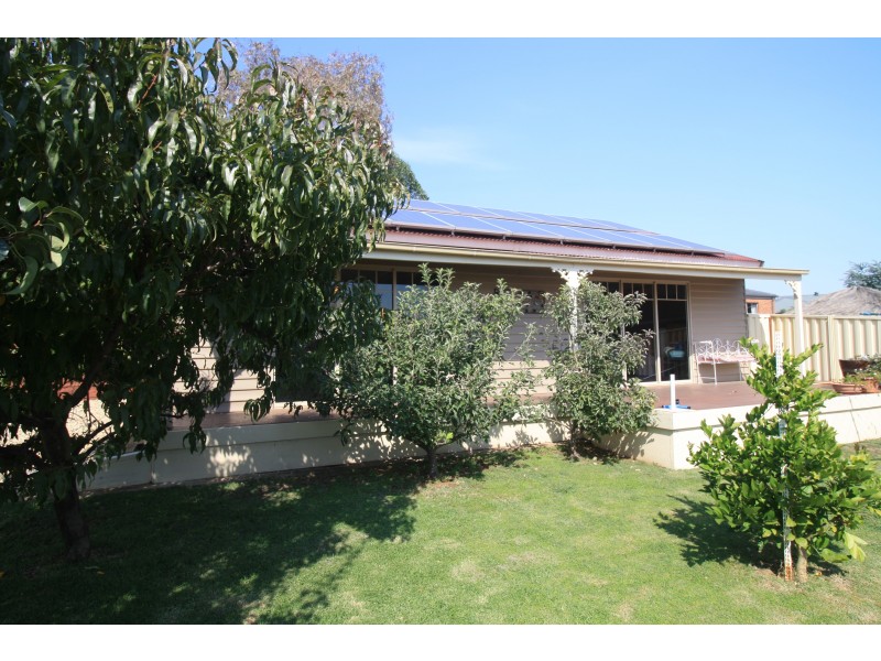 22 Cambridge Drive, Mansfield VIC 3722