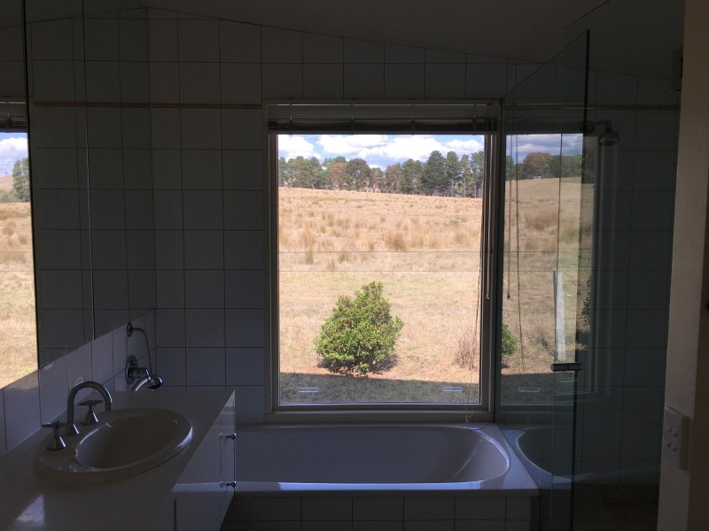 . Mansfield – Woodspoint Road, Mansfield VIC 3722