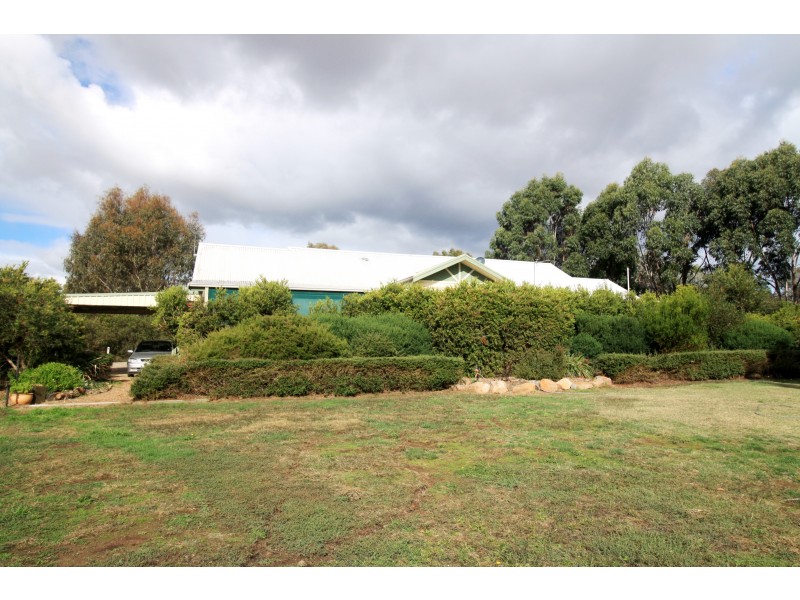 70B Stoneleigh Road, Mansfield VIC 3722