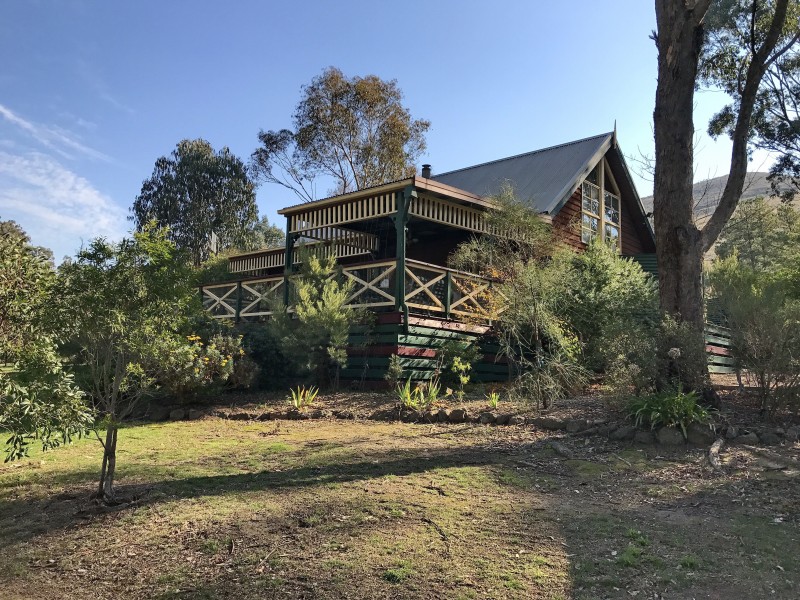 149 Kiernans Rd, Bonnie Doon VIC 3720