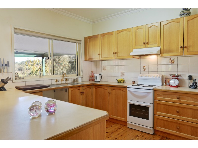 142 Dry Creek Road, Bonnie Doon VIC 3720